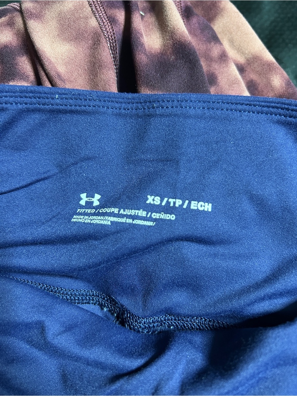 Nike Tank, VS Leggings & Under Armour Leggings Bundle - XS - Picture 7 of 10